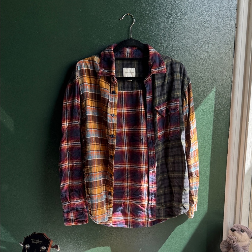 American Eagle Outfitters Colorful Plaid flannel - Picture 1 of 3